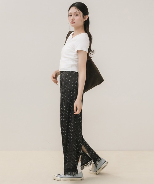 HEILIS（ヘイリス）の「サテンレースナロースカート/サテンスカート ナロースカート レーススカート ロングスカート Iラインスカート 光沢スカート 韓国ファッション きれいめ カジュアル 春服 夏服 秋服 ブラック ブラウン（スカート・レディース・ブラック系その他・FREE）」の10枚目の写真