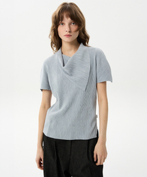 MIDNLOW（ミッドアンドロー）の「Pleats Scarf T-shirts (Grey)（Tシャツ/カットソー）」
