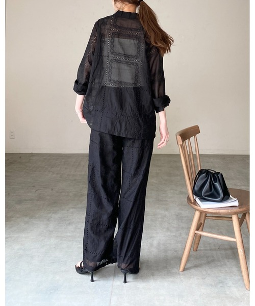 She's Closet(シーズクローゼット)の「花柄 刺繍 レース エンブロイダリー テーラード シアー シャツジャケット ワイドパンツ セットアップ(セットアップ・レディース・オフホワイト/ブラック・FREE)」の7枚目の写真