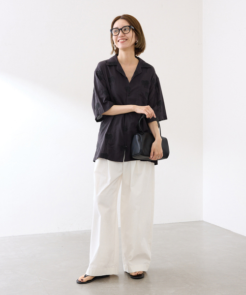 FRAMeWORK（フレームワーク）の「COUTURE DADAM/クチュールドアダム parm tree embroidery シャツ（シャツ/ブラウス・レディース・ブラック/ホワイト系その他・FREE）」の3枚目の写真