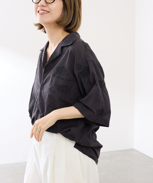 FRAMeWORK（フレームワーク）の「COUTURE DADAM/クチュールドアダム parm tree embroidery シャツ（シャツ/ブラウス・レディース・ブラック/ホワイト系その他・FREE）」の12枚目の写真