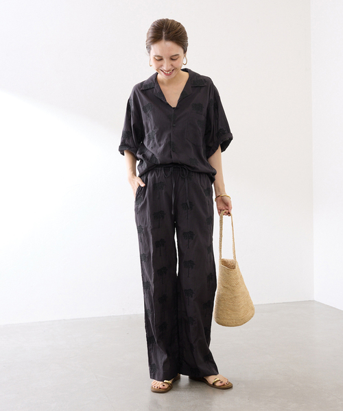FRAMeWORK（フレームワーク）の「COUTURE DADAM/クチュールドアダム parm tree embroidery シャツ（シャツ/ブラウス・レディース・ブラック/ホワイト系その他・FREE）」の15枚目の写真