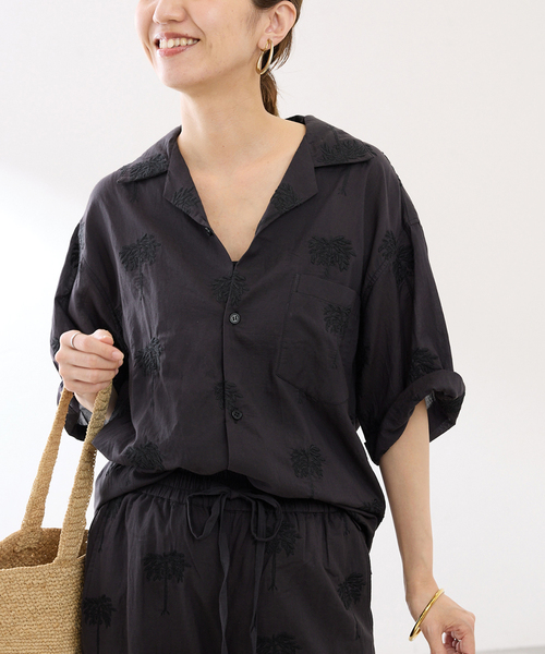 FRAMeWORK（フレームワーク）の「COUTURE DADAM/クチュールドアダム parm tree embroidery シャツ（シャツ/ブラウス・レディース・ブラック/ホワイト系その他・FREE）」の18枚目の写真