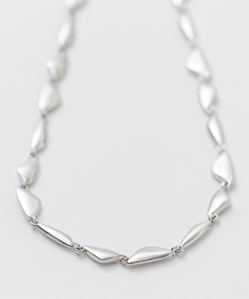 MAISON SPECIAL(メゾンスペシャル)の「Asymmetrical Parts Necklace/変形パーツネックレス(ネックレス・レディース・シルバー・FREE)」の5枚目の写真