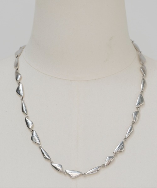 MAISON SPECIAL(メゾンスペシャル)の「Asymmetrical Parts Necklace/変形パーツネックレス(ネックレス・レディース・シルバー・FREE)」の3枚目の写真