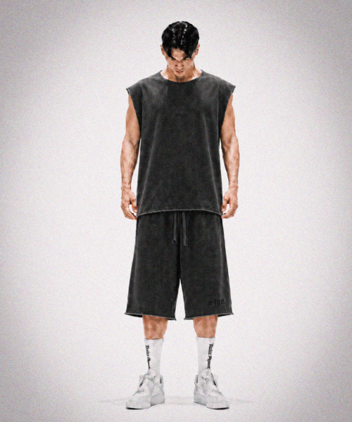 STIGMA(スティグマ)の「RAW-CUT PIGMENT BURMUDA PANTS CHARCOAL(その他パンツ・メンズ・その他・LARGE/MEDIUM/X-LARGE)」の2枚目の写真