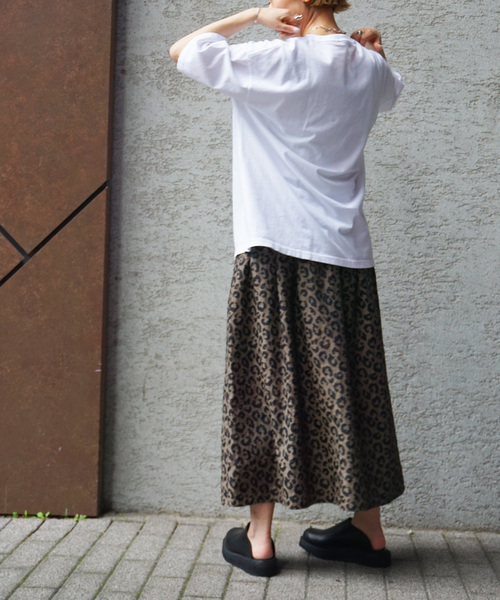 JOURNAL STANDARD LUXE（ジャーナルスタンダード　ラックス）の「《追加２》プリントT TURNS LUCKS（Tシャツ/カットソー・レディース・ブラック/ベージュ・FREE）」の6枚目の写真