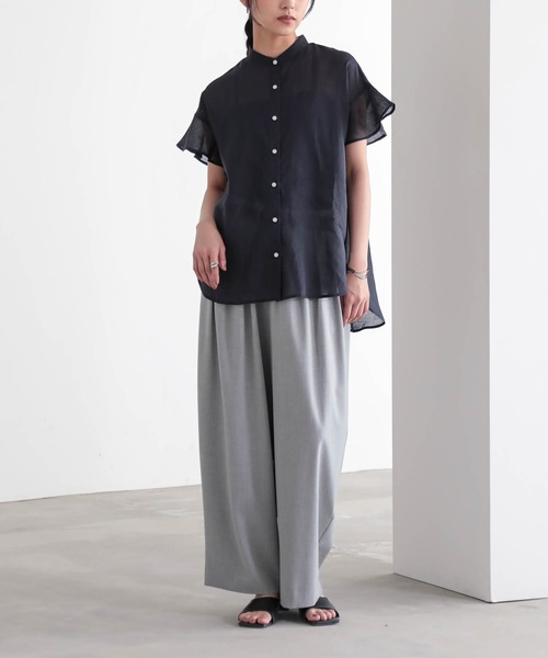 for/c(フォーシー)の「麻混シアーバンドカラーシャツ【サスティナブル】(シャツ/ブラウス・レディース・ネイビー/オフホワイト・L/M)」の12枚目の写真