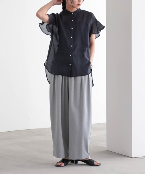 for/c(フォーシー)の「麻混シアーバンドカラーシャツ【サスティナブル】(シャツ/ブラウス・レディース・ネイビー/オフホワイト・L/M)」の13枚目の写真