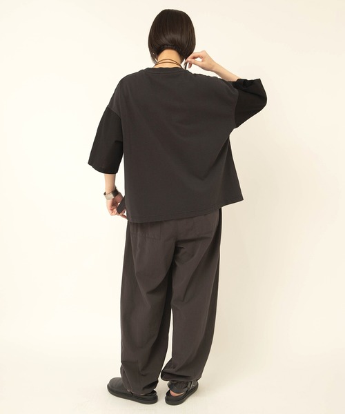 RNA-N(アールエヌエーエヌ)の「M2717 布帛コンビスクエアプルオーバー(Tシャツ/カットソー・レディース・グレー/テラコッタ/ブラック・FREE)」の16枚目の写真