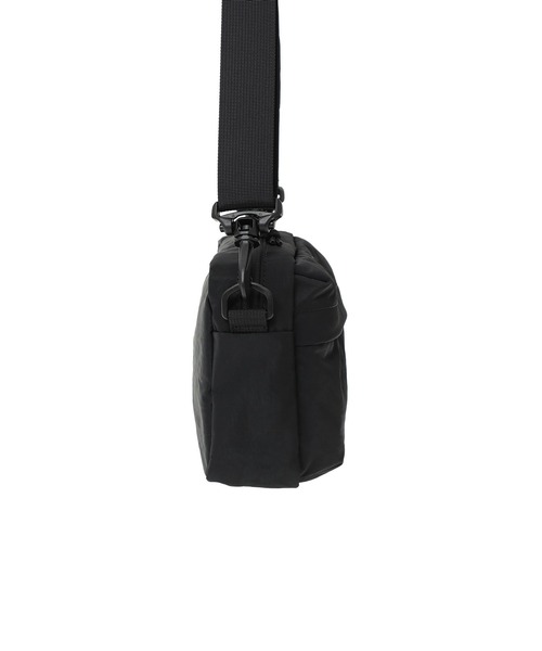 Manhattan Portage（マンハッタンポーテージ）の「JOGGER (L) JPN FZC VER 2 CORDURAGRINZA IRONWOOD（ショルダーバッグ・メンズ・ブラック・X-SMALL）」の7枚目の写真