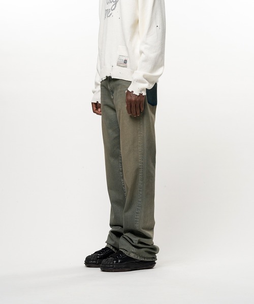 Maison MIHARA YASUHIRO(メゾンミハラヤスヒロ)の「Flared Denim Pants(デニムパンツ・メンズ・ライトブルー/インディゴブルー/ブラック・46/44)」の5枚目の写真