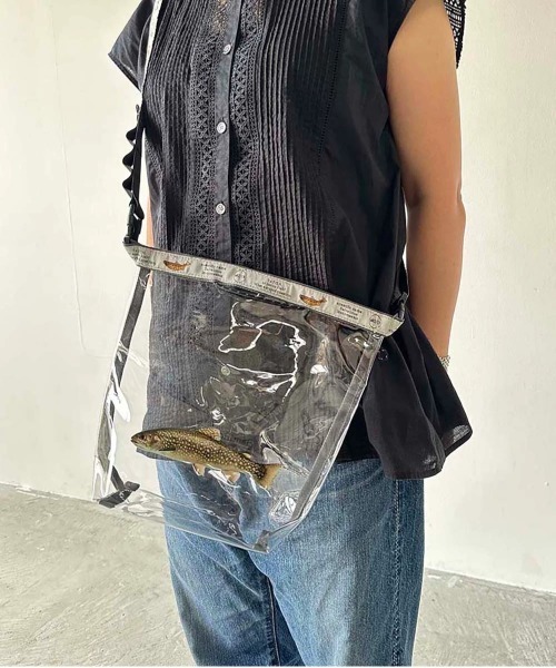 WEEKEND(ER)(ウィークエンダー)の「WEEKEND(ER)/ ウィークエンダー TO FISH ROLLTOP XS(ショルダーバッグ・レディース・その他2/その他1/その他3・FREE)」の17枚目の写真