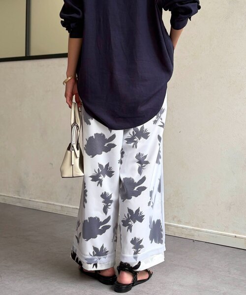 Chez toi(シェトワ)の「ぼかしフラワー×チュールレイヤーパンツ(その他パンツ・レディース・チャコールグレー/オフホワイト・FREE)」の14枚目の写真