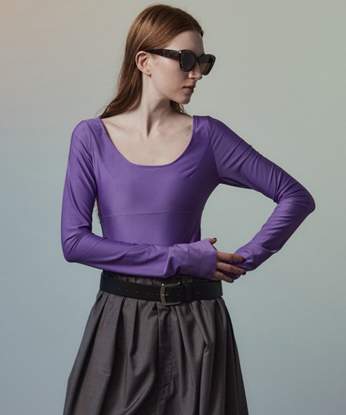 MAISON SPECIAL(メゾンスペシャル)の「Open-Neck Bodysuit/オープンネックボディスーツ(Tシャツ/カットソー・レディース・ブラック/ブラウン/パープル・FREE)」の1枚目の写真