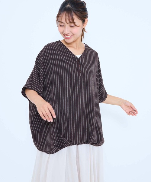 HEART MARKET(ハートマーケット)の「【接触冷感×吸水速乾】シボサテン裾タックスキッパープルオーバー(シャツ/ブラウス・レディース・ブラウン系/ブラック/ナチュラル/ベージュ系/ダークブラウン・FREE)」の4枚目の写真