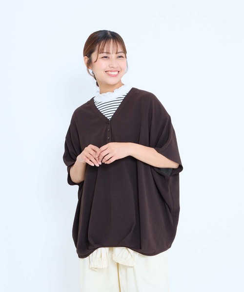 HEART MARKET(ハートマーケット)の「【接触冷感×吸水速乾】シボサテン裾タックスキッパープルオーバー(シャツ/ブラウス・レディース・ブラウン系/ブラック/ナチュラル/ベージュ系/ダークブラウン・FREE)」の3枚目の写真