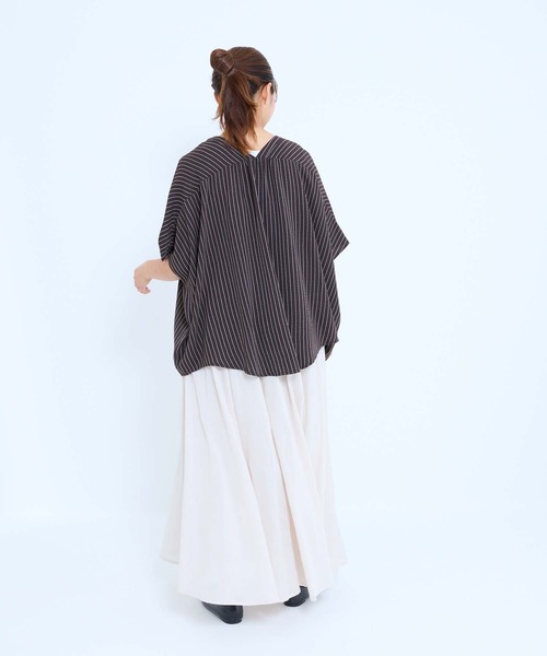 HEART MARKET(ハートマーケット)の「【接触冷感×吸水速乾】シボサテン裾タックスキッパープルオーバー(シャツ/ブラウス・レディース・ブラウン系/ブラック/ナチュラル/ベージュ系/ダークブラウン・FREE)」の12枚目の写真