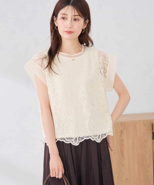a.v.v(アーヴェヴェ)の「レース柄シアートップス(Tシャツ/カットソー・レディース・アイボリー/ブラック・39)」の2枚目の写真