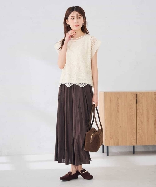 a.v.v(アーヴェヴェ)の「レース柄シアートップス(Tシャツ/カットソー・レディース・アイボリー/ブラック・39)」の10枚目の写真