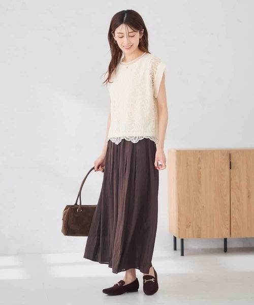 a.v.v(アーヴェヴェ)の「レース柄シアートップス(Tシャツ/カットソー・レディース・アイボリー/ブラック・39)」の11枚目の写真