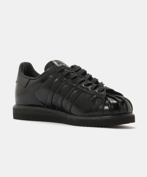 adidas Originals（アディダスオリジナルス）の「adidas Originals SUPERSTAR LUX KJ7482（スニーカー・メンズ・ブラック・28.5cm/26.5cm/26cm/28cm/27.5cm/27cm）」の4枚目の写真