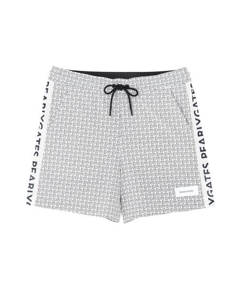 PEARLY GATES(パーリーゲイツ)の「【PEARLY GATES】ナイロンアクティブストレッチ×KAZEメッシュショートパンツ <ロゴ総柄>(その他パンツ・レディース・ホワイト系その他・MEDIUM/SMALL)」の1枚目の写真