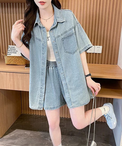Girly Doll(ガーリードール)の「【セットアップ】オーバーサイズ半袖デニムシャツ&ショートパンツ(セットアップ・レディース・ライトブルー・L/M)」の8枚目の写真