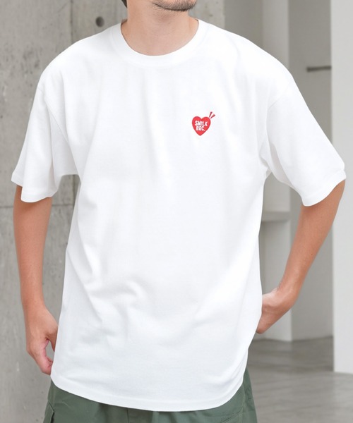 NILWAY(ニルウェイ)の「左胸ハート刺繍 2タイプ ショートスリーブ Tシャツ(Tシャツ/カットソー・メンズ・ホワイト系その他2/ブラック系その他/ブラック×ホワイト/ホワイト×ブルー/ホワイト系その他/ホワイト×レッド・LARGE/MEDIUM)」の5枚目の写真