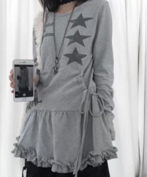 SHERU(シェル)の「サイドリボン フリル切替スタープリントチュニック ロンT ワンピ(ワンピース・レディース・グレー・M)」の13枚目の写真