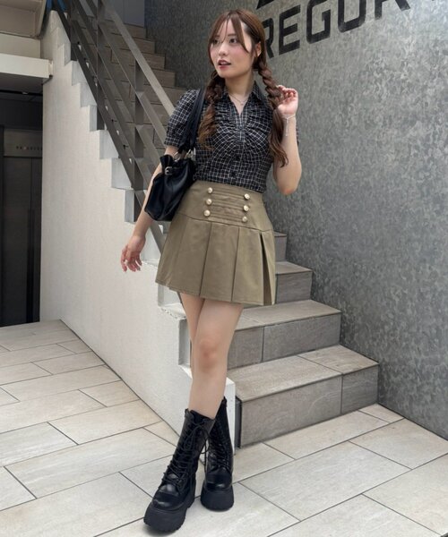 continuer de NICE CLAUP(コンティニューデナイスクラップ)の「ナポレオン風ミニSK(スカート・レディース・ベージュ/ネイビー/カーキ・FREE)」の11枚目の写真