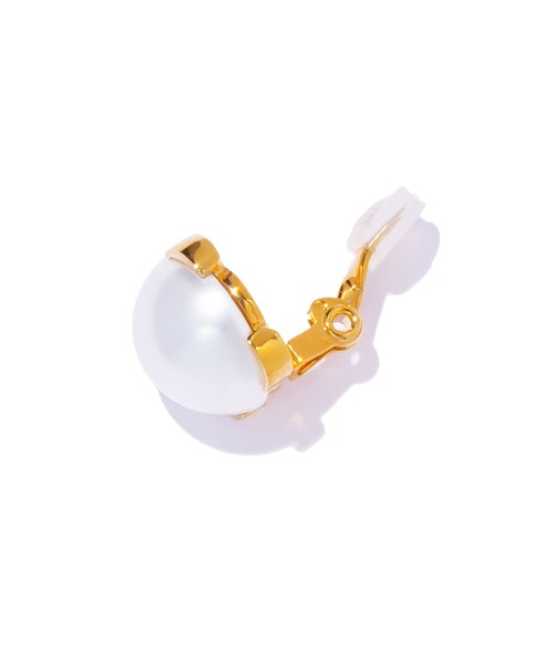 IRIS47(イリスフォーセブン)の「【IRIS 47】contour earring S/コントアー イヤリング S パール(イヤリング・レディース・ゴールド/シルバー・S)」の8枚目の写真