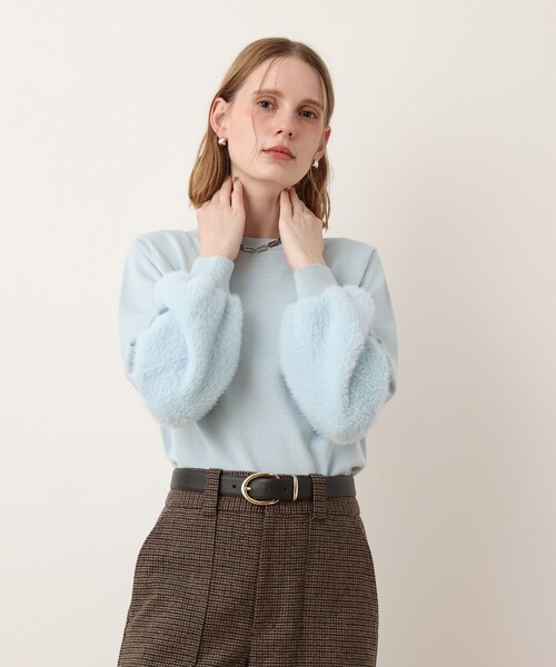 allureville(アルアバイル)の「フェザーカフプルオーバー(ニット/セーター・レディース・ブラック/オフホワイト/サックスブルー・2)」の7枚目の写真