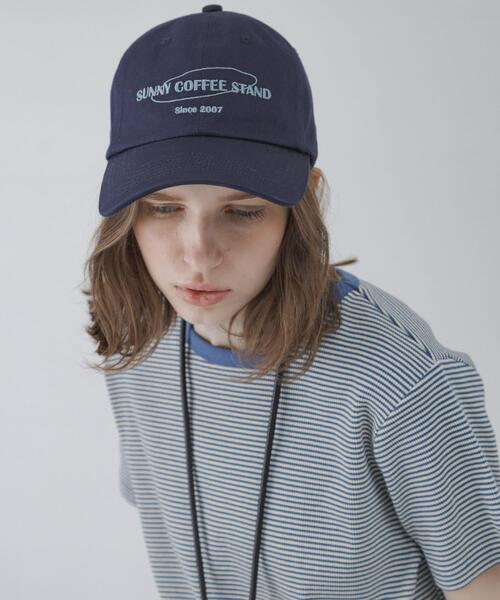 URBAN RESEARCH Sonny Label（アーバンリサーチサニーレーベル）の「エンブロイダリーロゴキャップ（キャップ・レディース・バーガンディー/ネイビー/ブルー・ONE）」の17枚目の写真