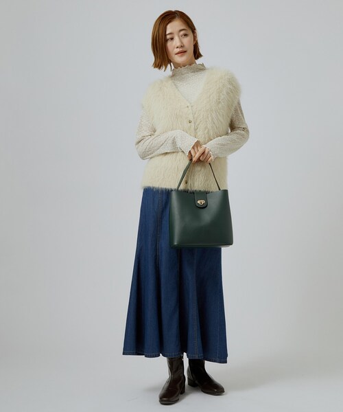 grove(グローブ)の「【人間工学】ベルトオコシダブルショルダー(ショルダーバッグ・レディース・ブラウン系8/ワイン系2/ブラック/モスグリーン系7/ライトグレー/ブラウン系その他・00)」の14枚目の写真