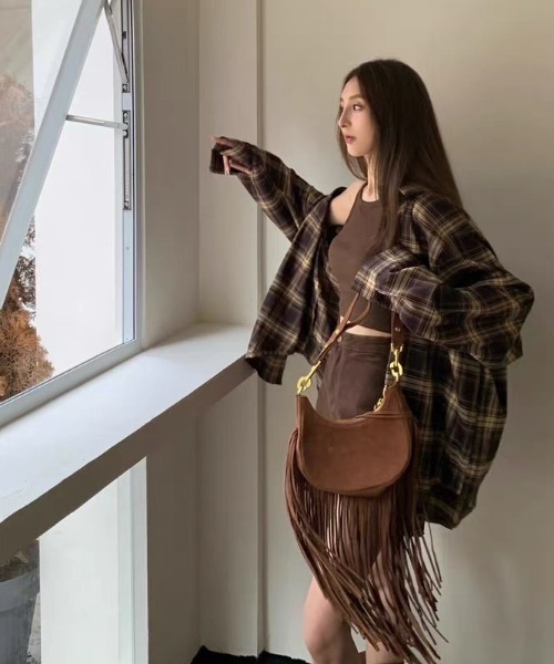 Teem Store(チームストア)の「オーバーサイズ ビッグシルエット チェックシャツ(シャツ/ブラウス・レディース・ブラウン/イエロー/ネイビー・M)」の15枚目の写真