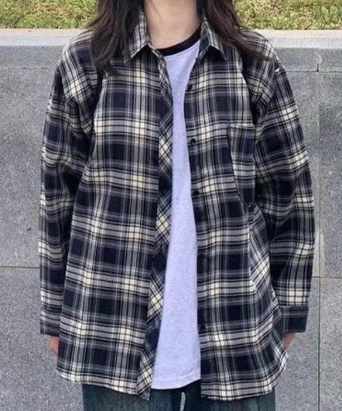 Teem Store(チームストア)の「オーバーサイズ ビッグシルエット チェックシャツ(シャツ/ブラウス・レディース・ブラウン/イエロー/ネイビー・M)」の22枚目の写真