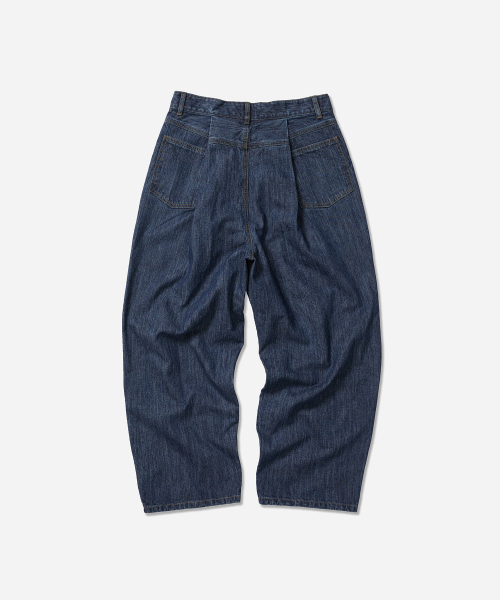 SILENTSYLLABLE（サイレント シラブル）の「Fold back 4tuck denim pants / Deep blue（デニムパンツ・メンズ・その他・0/1/2）」の2枚目の写真