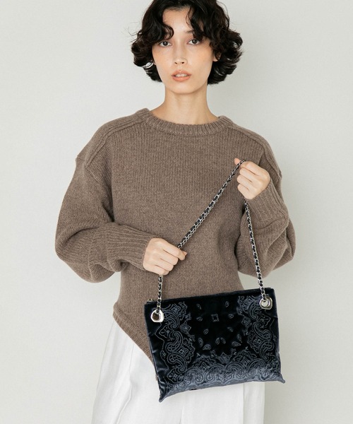 LE VERNIS(ル・ベルニ)の「LE VERNIS(ル・ベルニ)Eyelet 2way bag(ショルダーバッグ・レディース・ブラック/ネイビー・FREE)」の3枚目の写真