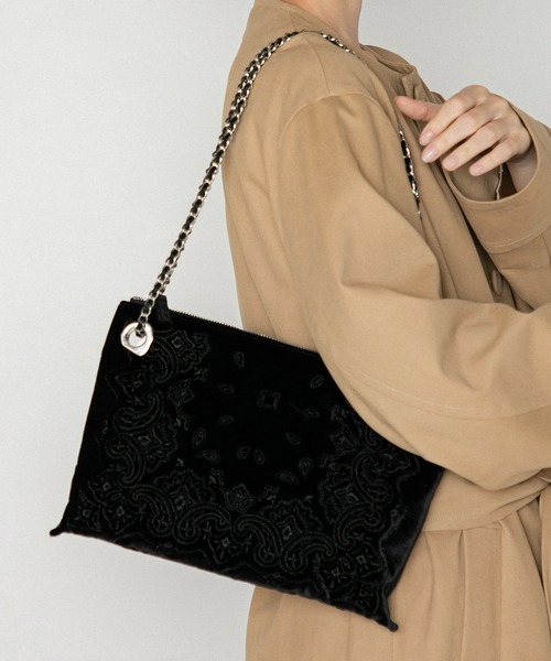 LE VERNIS(ル・ベルニ)の「LE VERNIS(ル・ベルニ)Eyelet 2way bag(ショルダーバッグ・レディース・ブラック/ネイビー・FREE)」の14枚目の写真
