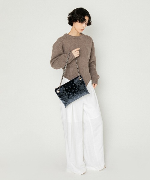 LE VERNIS(ル・ベルニ)の「LE VERNIS(ル・ベルニ)Eyelet 2way bag(ショルダーバッグ・レディース・ブラック/ネイビー・FREE)」の11枚目の写真