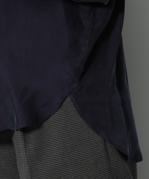 Andemiu（アンデミュウ）の「エリヌキドルマンシャツ 734285 （シャツ/ブラウス・レディース・チャコール/ネイビー/ピンク・FREE）」の10枚目の写真