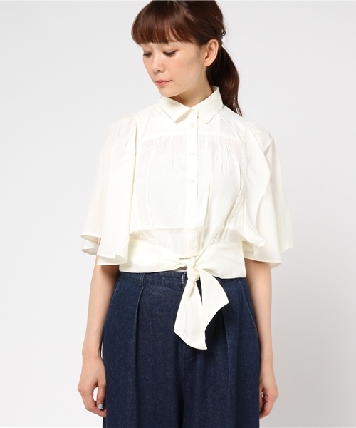 SLY（スライ）の「FLARE SLEEVE CROPPED SH（シャツ/ブラウス・レディース・カーキ/ホワイト/ブラック・1/2）」の4枚目の写真