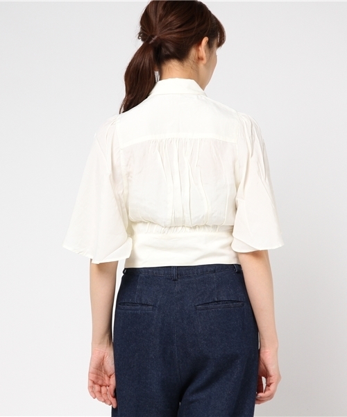 SLY（スライ）の「FLARE SLEEVE CROPPED SH（シャツ/ブラウス・レディース・カーキ/ホワイト/ブラック・1/2）」の6枚目の写真