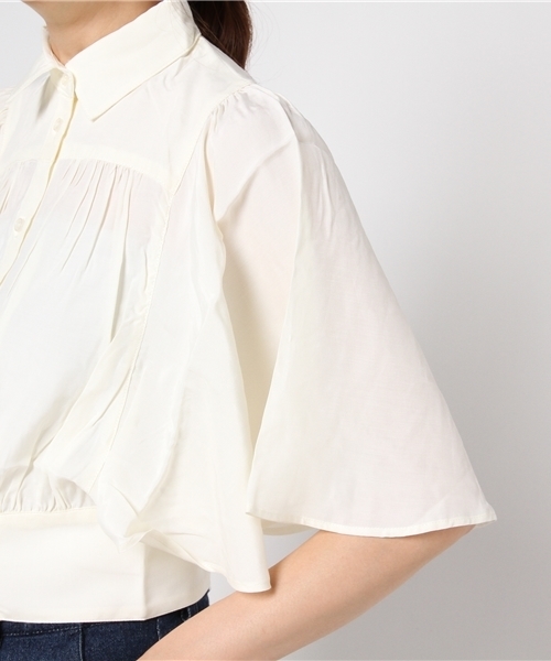 SLY（スライ）の「FLARE SLEEVE CROPPED SH（シャツ/ブラウス・レディース・カーキ/ホワイト/ブラック・1/2）」の8枚目の写真