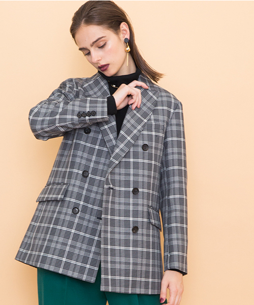 UNITED TOKYO（ユナイテッドトウキョウ）の「バレンシアダブルブレストジャケット（テーラードジャケット・レディース・ネイビー/マルチ・1）」の15枚目の写真