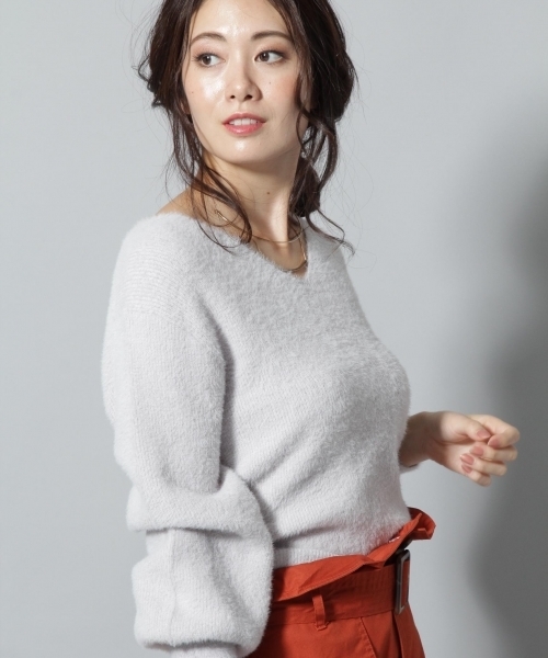 Andemiu（アンデミュウ）の「ネコヤーンソデボリュームプルオーバー773794（ニット/セーター・レディース・ピンク/ブルー/ホワイト/グレー/ブラウン・FREE）」の2枚目の写真