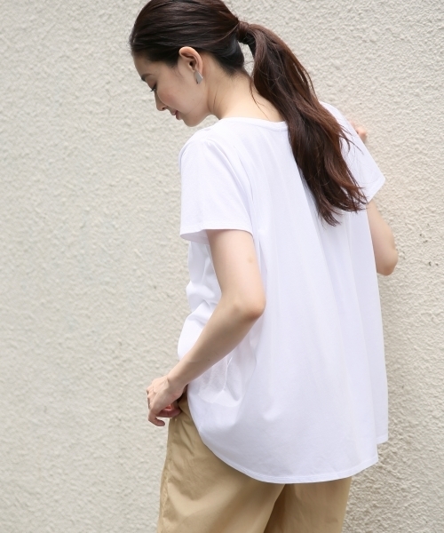 LEPSIM（レプシィム）の「ヘムAラインクループルオーバーSS　797315（Tシャツ/カットソー・レディース・ライトグレー/ブラック/オフホワイト/ブルー・MEDIUM/LARGE）」の6枚目の写真