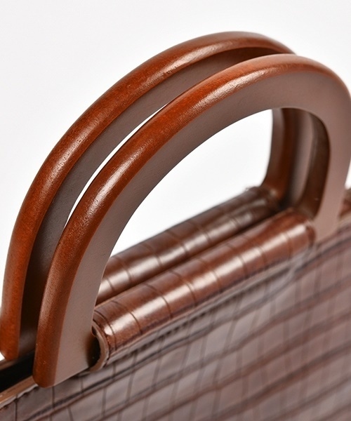 Casselini（キャセリーニ）の「スタッズラウンドBAG（ショルダーバッグ・レディース・ブラック/ブラウン・FREE）」の8枚目の写真