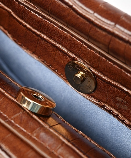 Casselini（キャセリーニ）の「スタッズラウンドBAG（ショルダーバッグ・レディース・ブラック/ブラウン・FREE）」の9枚目の写真